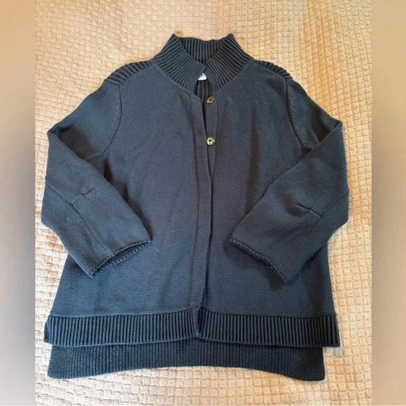 CAbi Pursuit Cardigan Sweater Navy Blue
Women's Size Medium - Picture 6 of 6